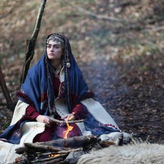 Burcin Hatun wallpaper