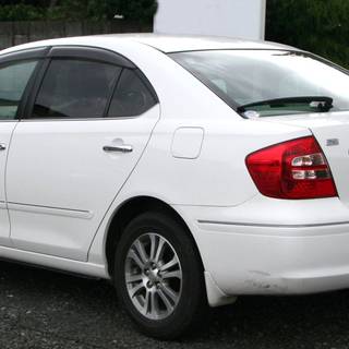 Toyota Premio wallpaper