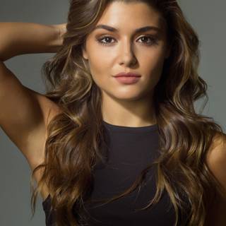 Hande Ercel 4k mobile wallpaper