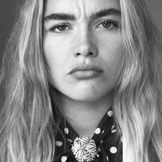 Scarlett Johansson and Florence Pugh aesthetic wallpaper