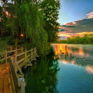 Bridge in the lake wallpaper