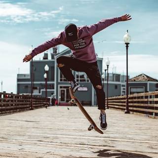 Street skateboarding iPhone wallpaper