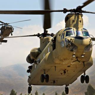 Boeing CH-47 Chinook wallpaper