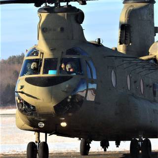 Boeing CH-47 Chinook wallpaper