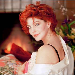 Priscilla Presley wallpaper