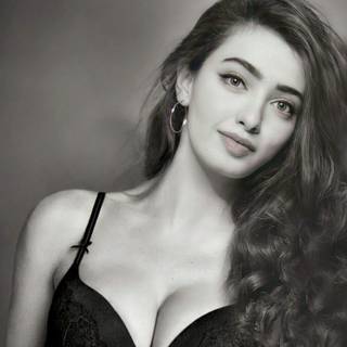 Nawal Saeed wallpaper