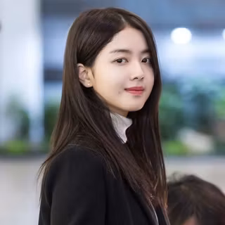 Roh Jeong Eui wallpaper