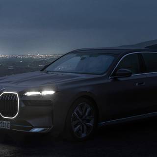 BMW M7 2023 wallpaper