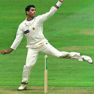 Waqar Younis wallpaper