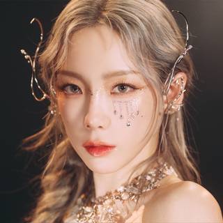 Taeyeon Invu wallpaper