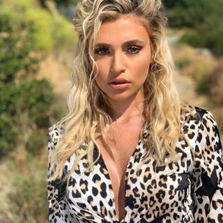 Monica Sims wallpaper