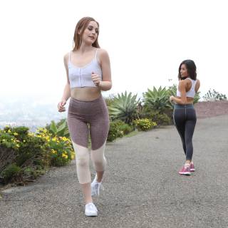 Women jogging wallpaper