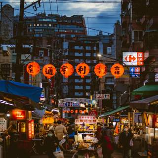 Night market wallpaper