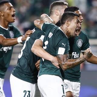 Raphael Veiga wallpaper