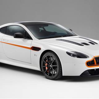 2013 Aston Martin V12 Vantage S wallpaper
