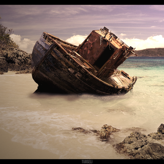 Abandoned boat wallpaper