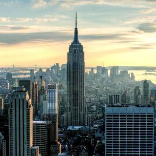 New York building wallpaper