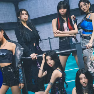 Nerdy Purple Kiss wallpaper