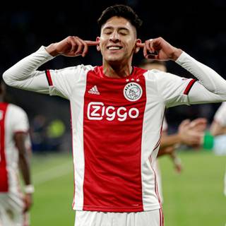 Edson Alvarez wallpaper