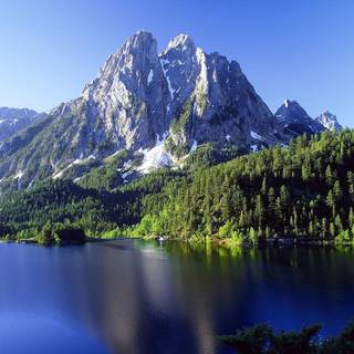 Mountain PC wallpaper