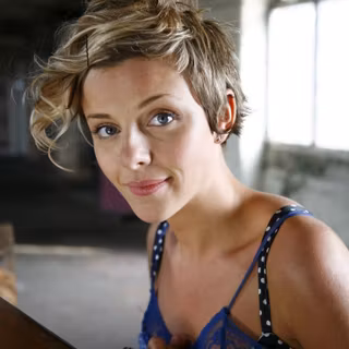 Sophia Di Martino aesthetic wallpaper