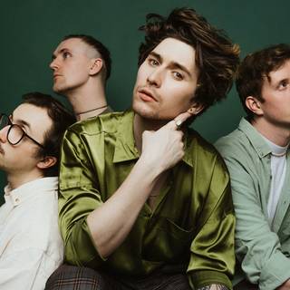 Holding Absence wallpaper