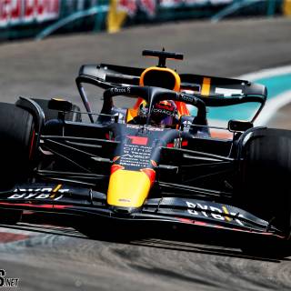 F1 Red Bull 2022 Max Verstappen wallpaper