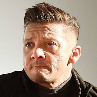 Hawkeye haircut wallpaper
