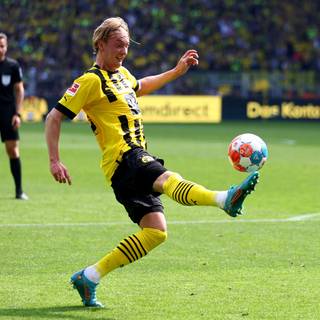 Borussia Dortmund squad 2022 wallpaper