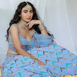 Khatija Iqbal wallpaper