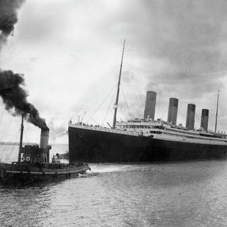 The Titanic ship wallpaper