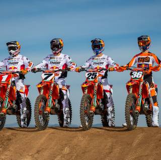 Motocross KTM 2022 wallpaper