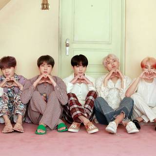 2022 BTS laptop wallpaper