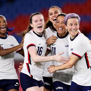 Soccer USA women wallpaper