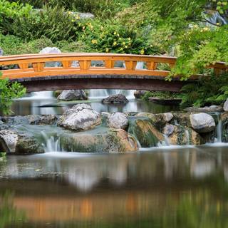 Japanese garden bridge wallpaper