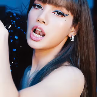 Lalisa iPhone wallpaper