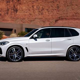 2022 BM2 X5 wallpaper