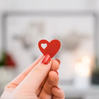 Heart fingers wallpaper
