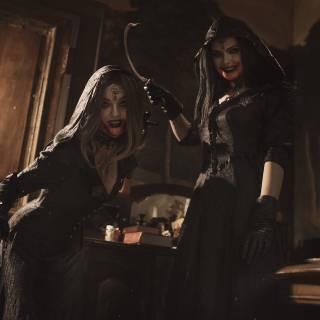 Daniela Dimitrescu wallpaper