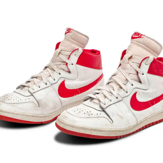 1984 Nike Air Ships wallpaper