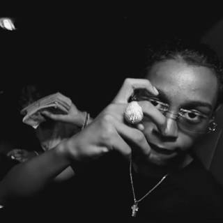 Noti Osama wallpaper