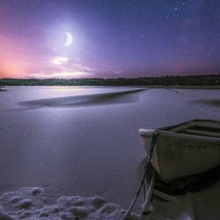 Winter boat wallpaper