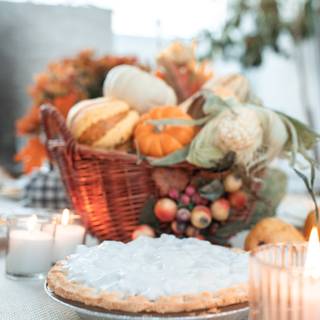 Rustic Thanksgiving decorations wallpaper