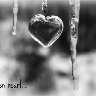 Frozen heart wallpaper
