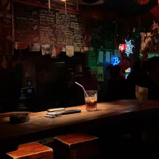 Night bar wallpaper