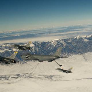 Boeing KC-135 Stratotanker wallpaper