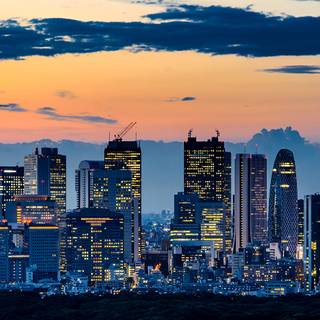 Tokyo night time desktop wallpaper