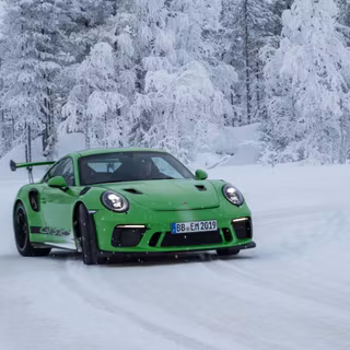 Green Porsche wallpaper