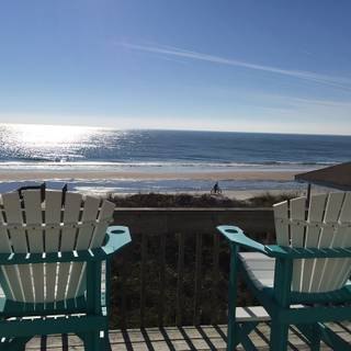 Beautiful house near beach wallpaper