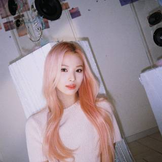 Jinni Nmixx wallpaper